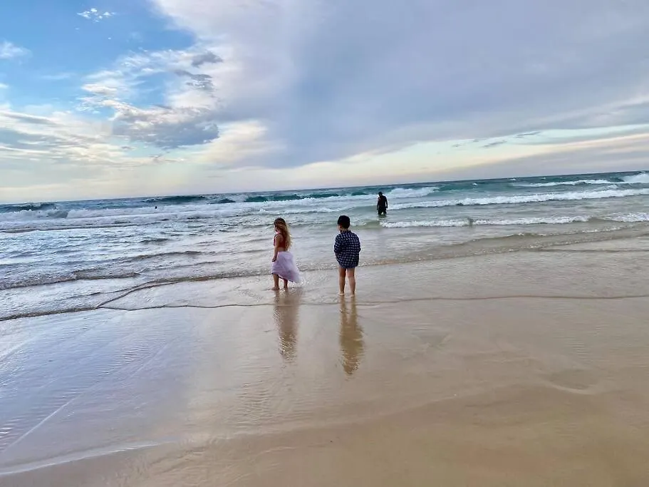 Daire Burleigh Retreat Near Beach, Free Wi-Fi Gold Coast